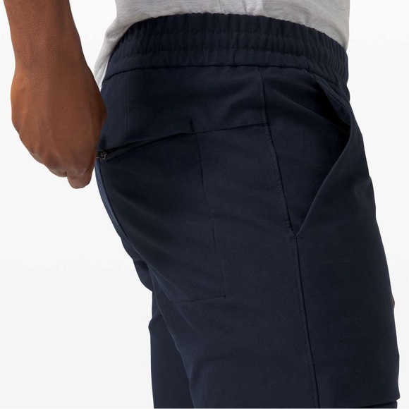 Lululemon Bowline Pant *Utilitech 30"
True Navy - Picture 5 of 8